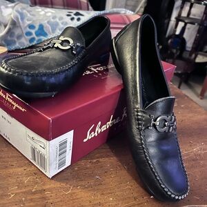 Ferragamo sport Talak black loafer 8.5